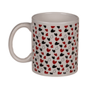 Weißer Becher mit kleinen Herzchen &