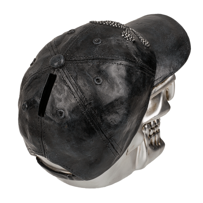 Spardose mit Schloss, Totenkopf mit Basecap,