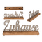 Silberfarbener Schriftzug, Zuhause,