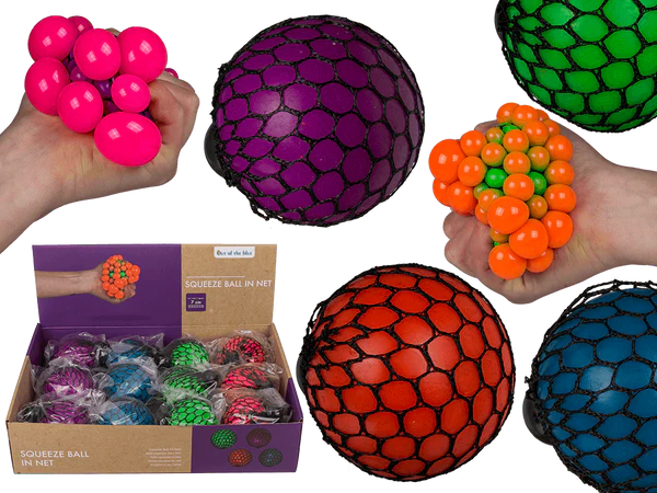 [OOTB-12/0929] Squeeze-Ball im Netz, ca. 7 cm,