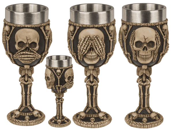 [OOTB-78/5799] Becher, Totenkopf, mit Edelstahleinsatz,